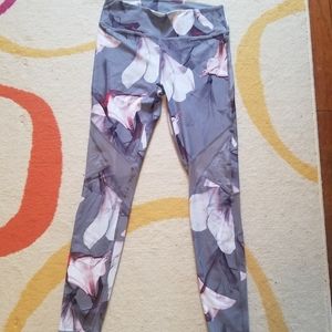 Fabletics mid-rise leggings